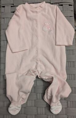 Absorba Pink Long Sleeve Velvety  Ribbed Romper 9 Months NWoT